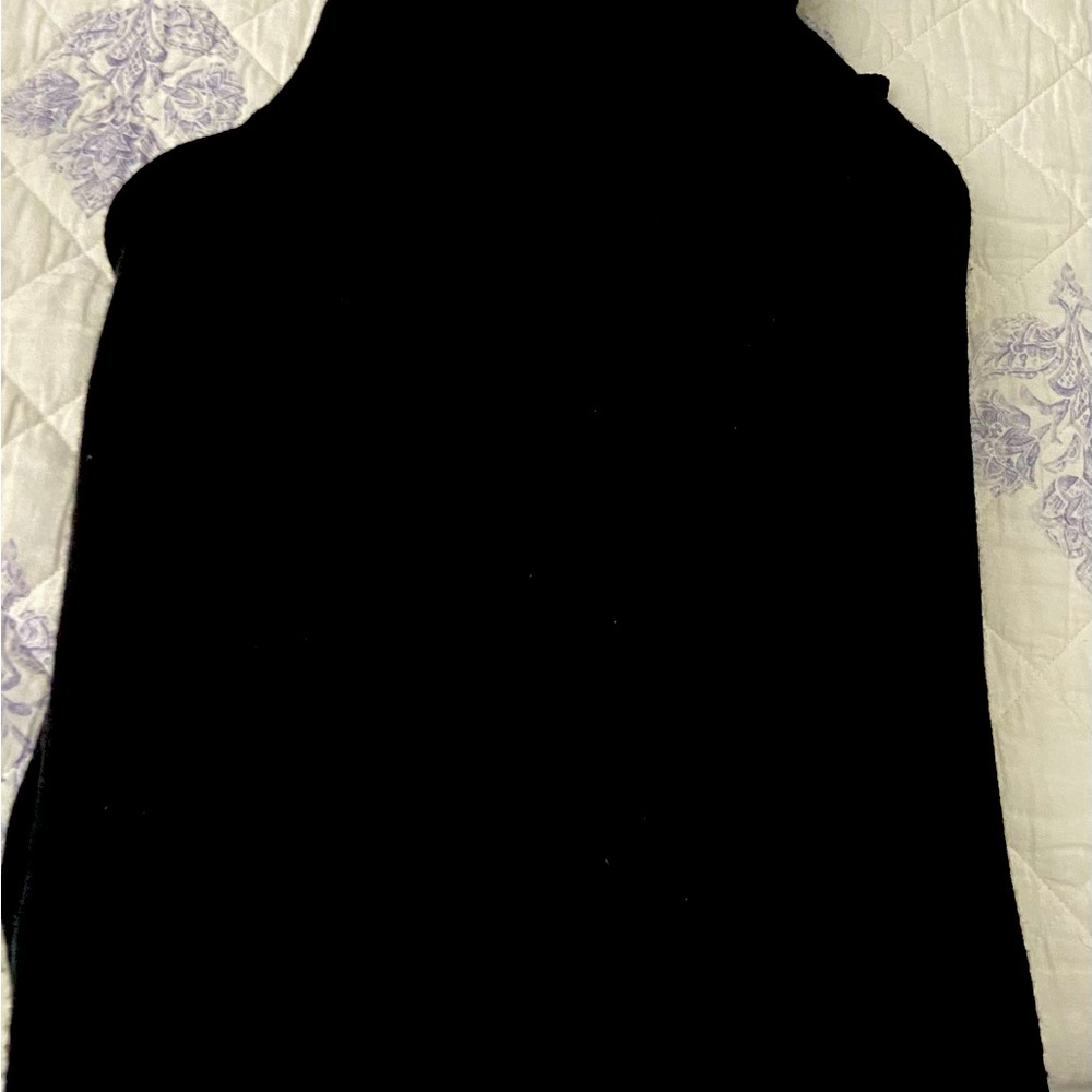 Aritzia Wilfred Cyprie sweater size L